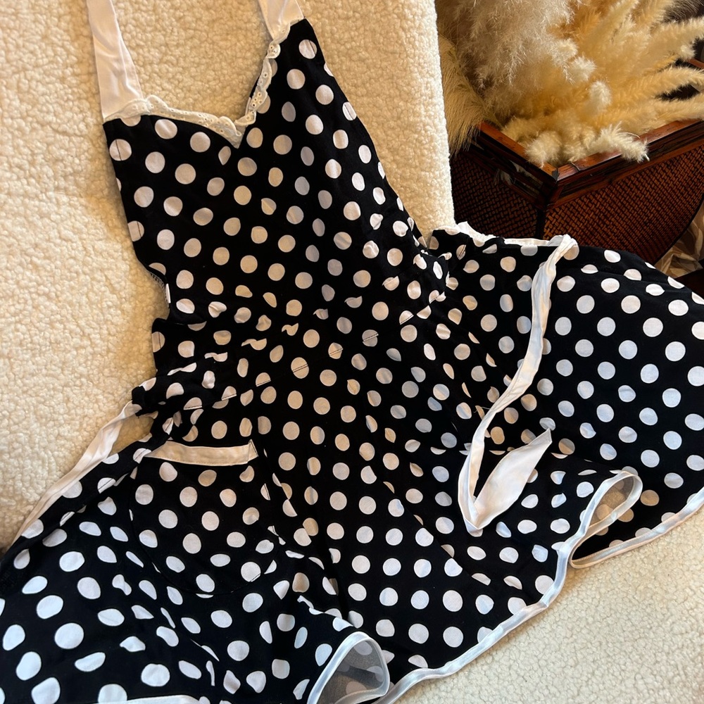Black APRON w/ White Polka Dots